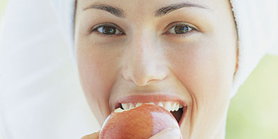 Sicheres Abbeißen dank moderner Implantate Herford